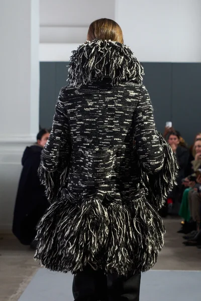 Look 46